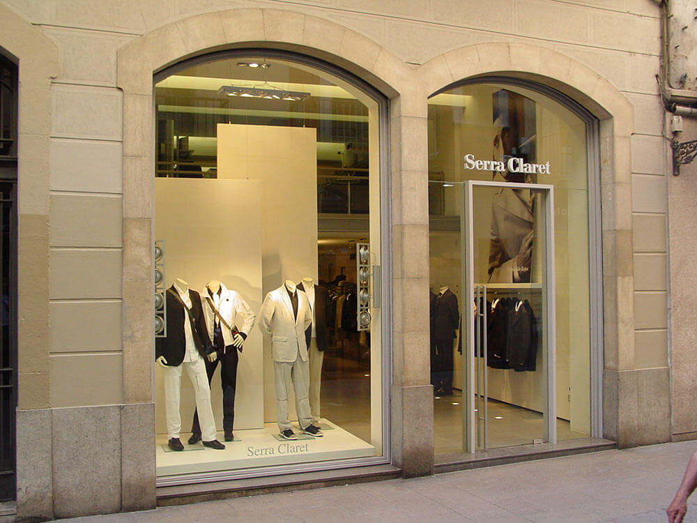 Renovació de botigues i locals comercials Serra Claret Manresa - Obrallar